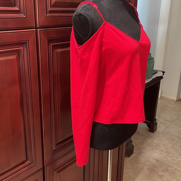 Guess open shoulder shirt - Picture 2 of 4